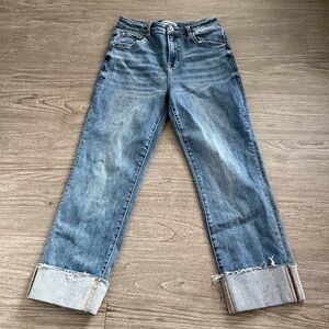 Bayeas Cuffed Cropped Jeans